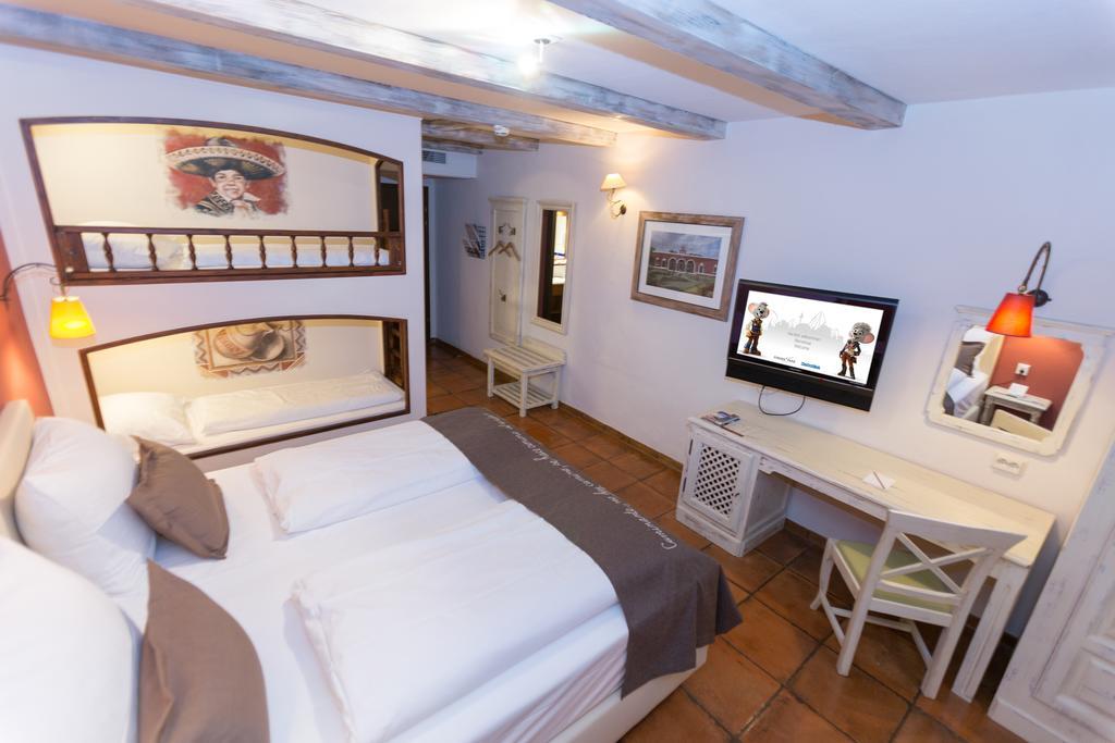 4-Sterne Erlebnishotel El Andaluz, Europa-Park Freizeitpark & Erlebnis-Resort Rust Dış mekan fotoğraf